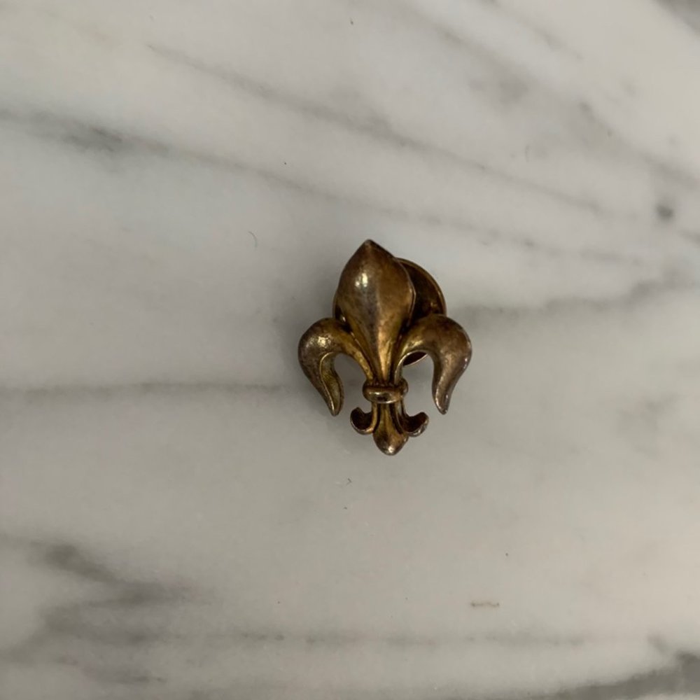 Fleur De Lis Pin